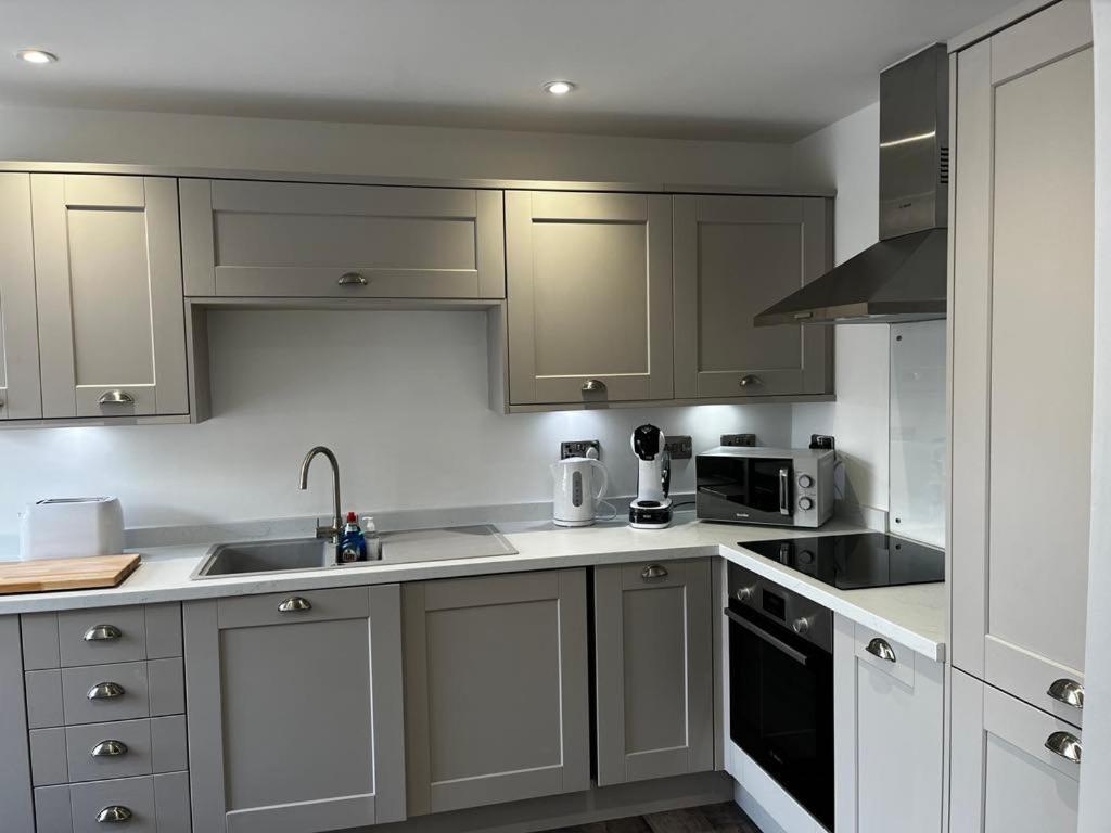 Sterling Stylish 2 Bedroom Central Modern Apartment Darlington  Exterior foto