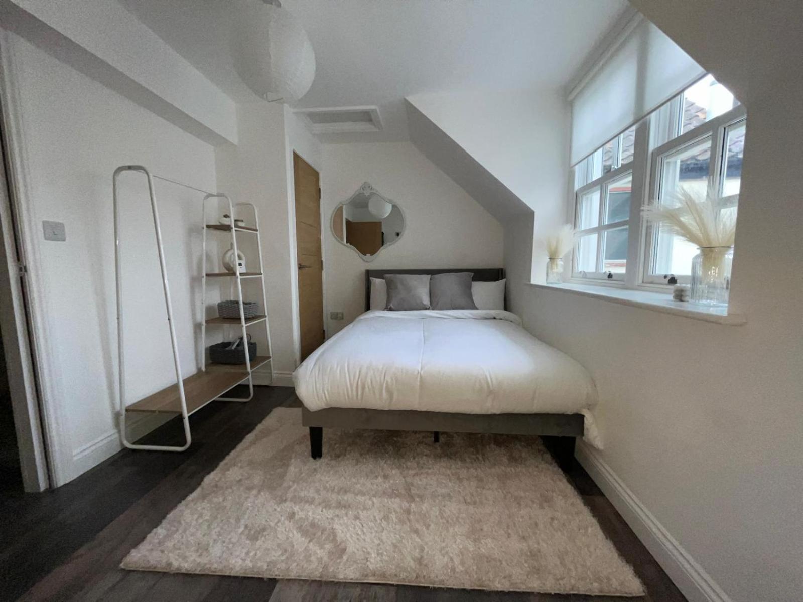 Sterling Stylish 2 Bedroom Central Modern Apartment Darlington  Exterior foto